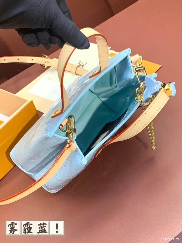 WIS VUITTON PM LOUIS Reade 0925